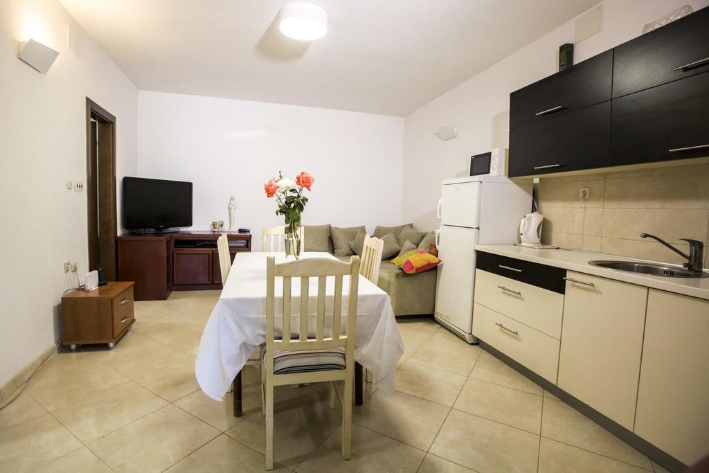 Apartments Bago Τρογκίρ Εξωτερικό φωτογραφία