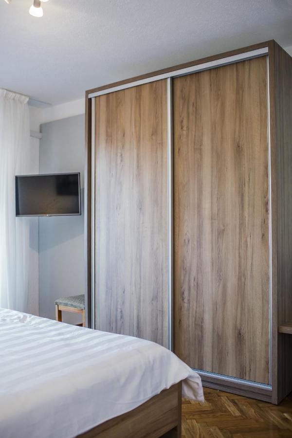 Apartments Bago Τρογκίρ Εξωτερικό φωτογραφία